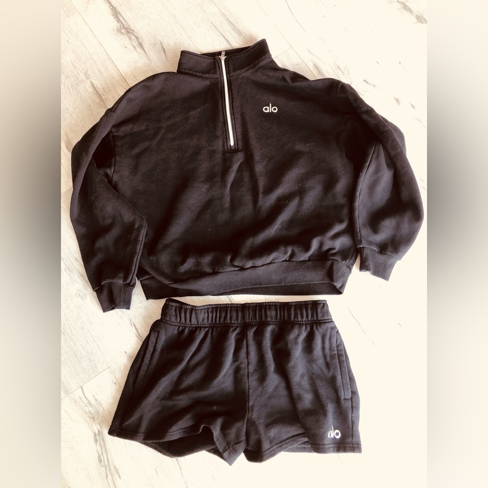ALO Black Accolade Shorts and Quarter Zip Sweat Set